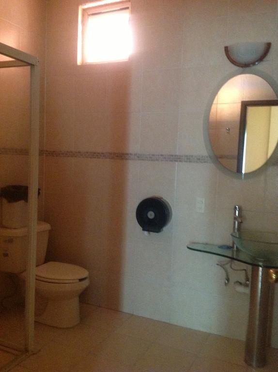 Hotel Genoves San Juan de los Lagos Zimmer foto